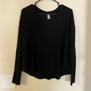 XS Mudd Black Sweater
